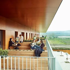Hostel Youth Schengen / 