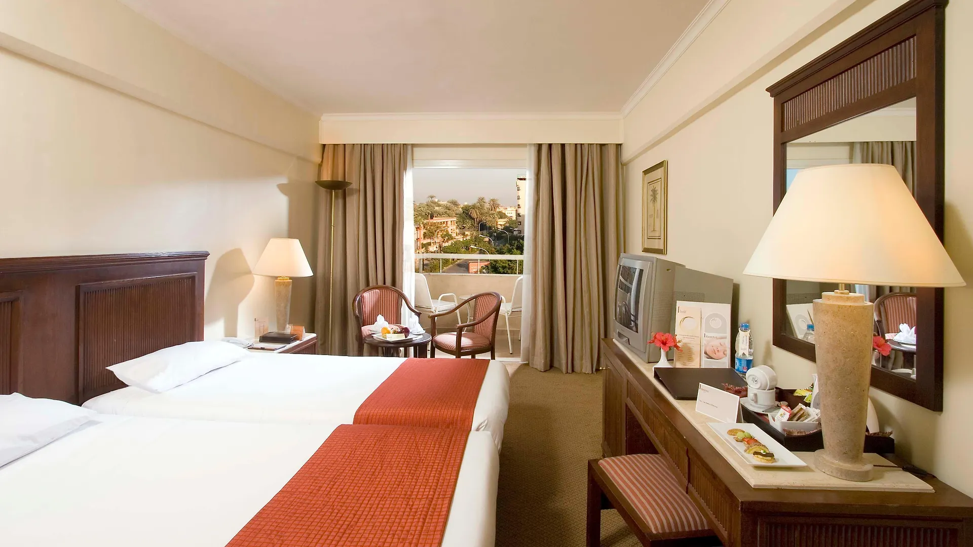 Iberotel Luksor 4*,  Mısır